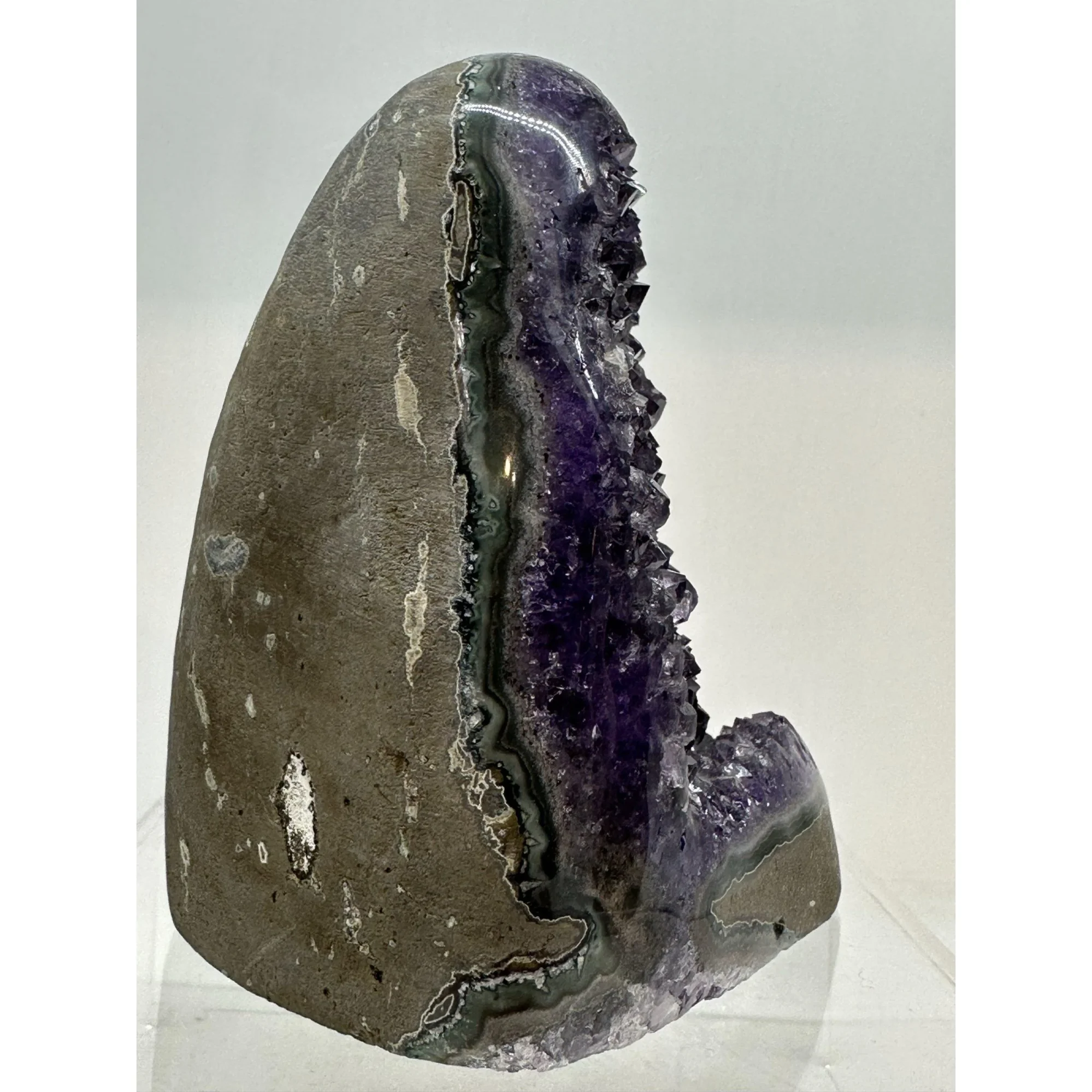 Amethyst Stand up, Uruguay Promotes Calm Prehistoric Online