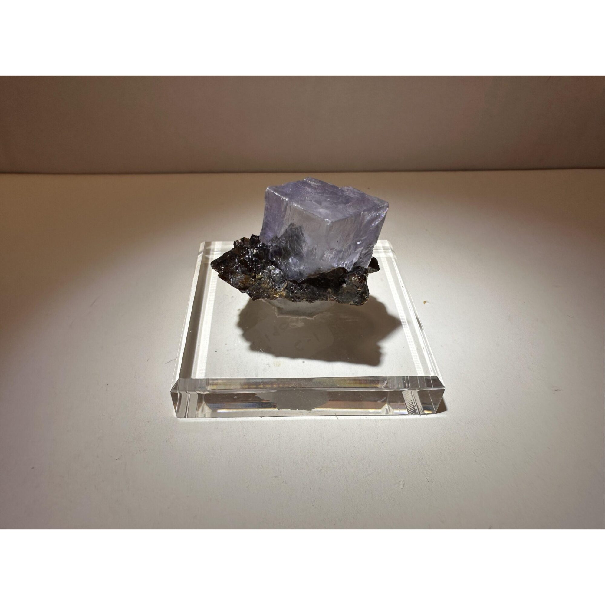 Fluorite thumbnail on Sphalerite Prehistoric Online