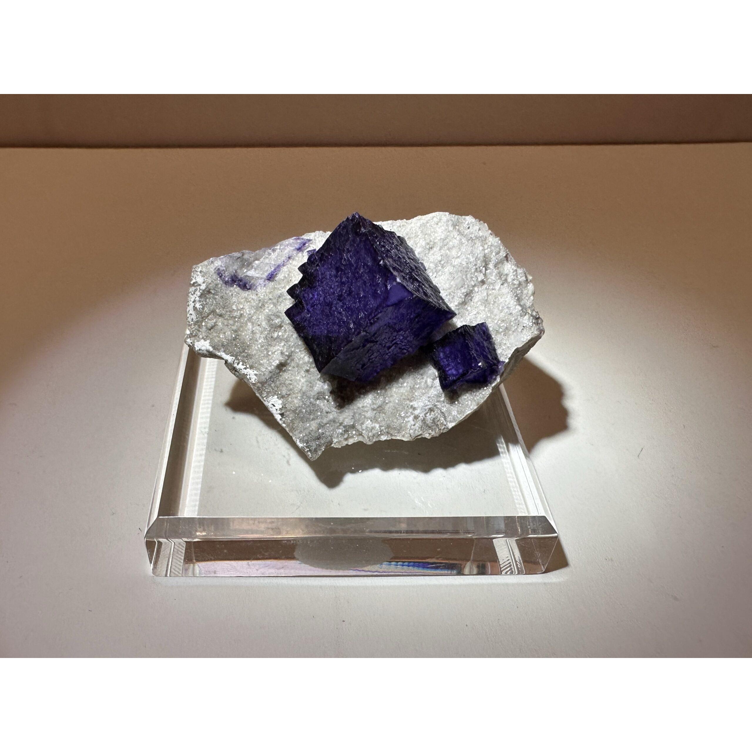 Fluorite mineral, Elmwood Mine, TN Prehistoric Online