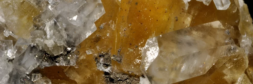 A closeup picture of some calcite and fluorite.