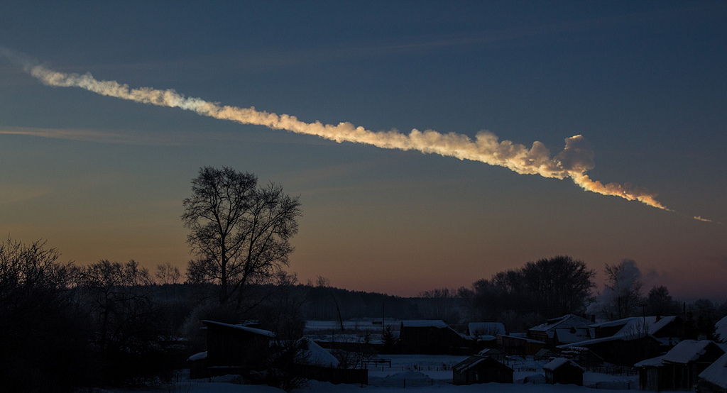 This is a picture of a trail of smoke left behind by the meteor that hit Chelyabinsk back in 2013