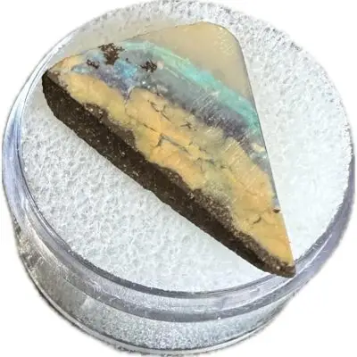 Opal, boulder Australia, fun colors