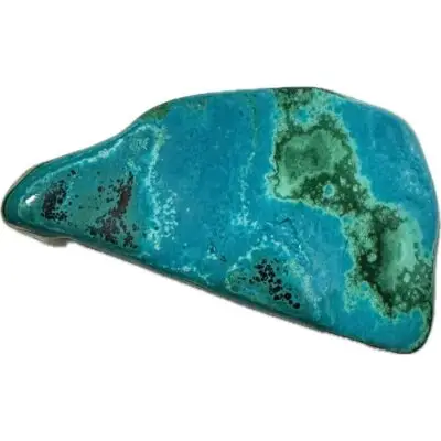 Chrysocolla with Malachite display